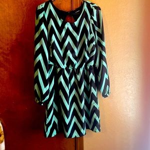 Juniors My Michelle mint green/black dress.
